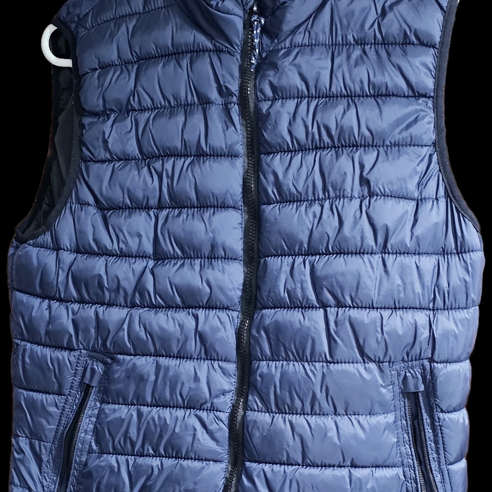 Navy Puffer jacket
